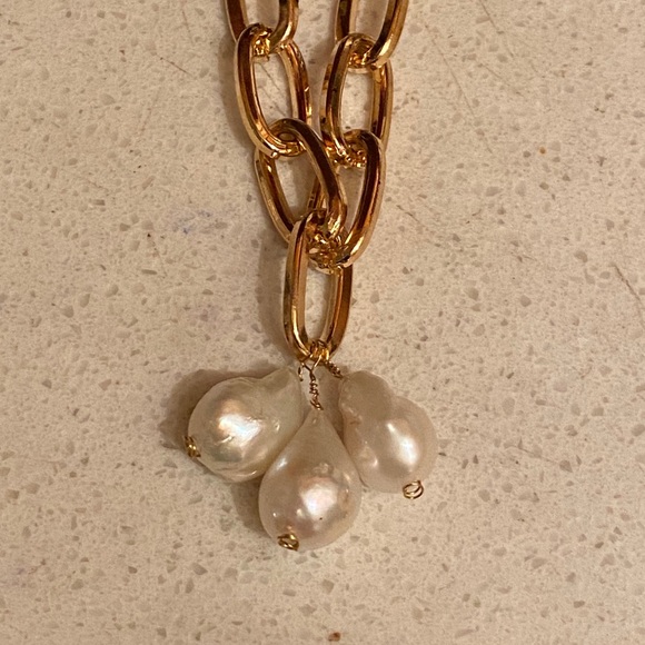 Gold plated three white Keshi pearls necklace - Picture 1 of 1